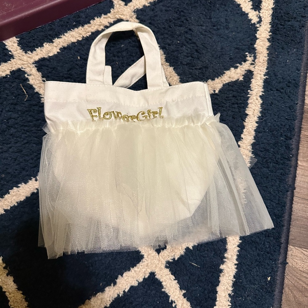 Flower girl petal bag